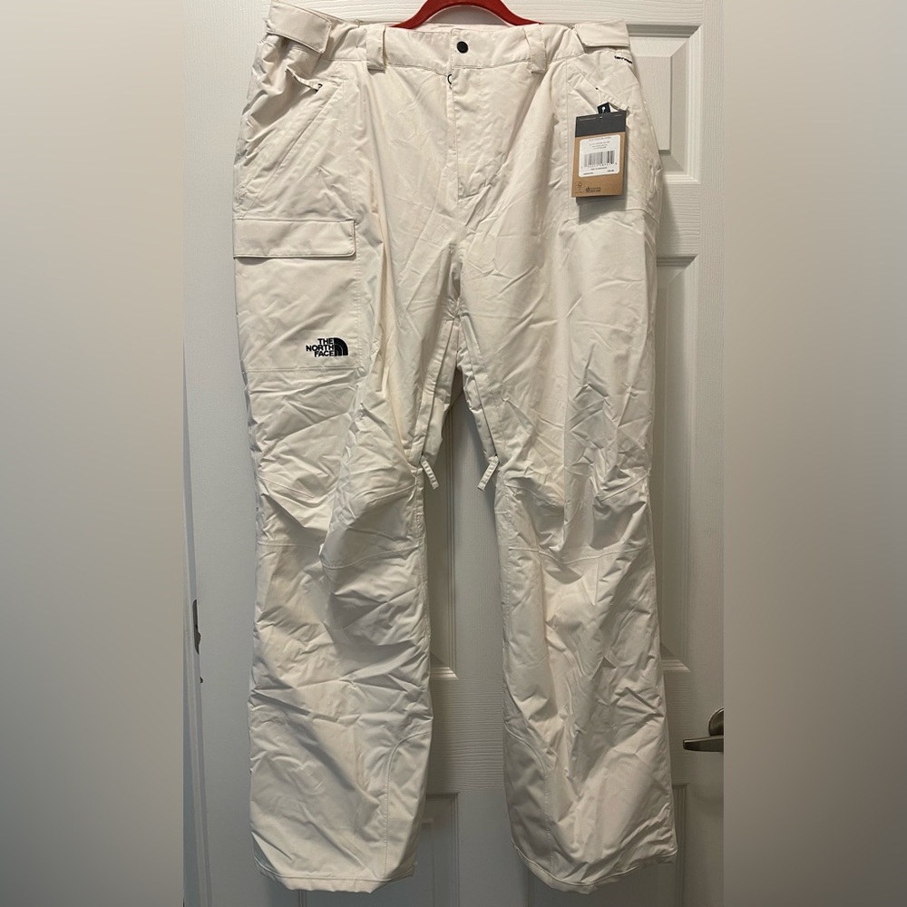 The North Face Women Gardenia White Winter Pants